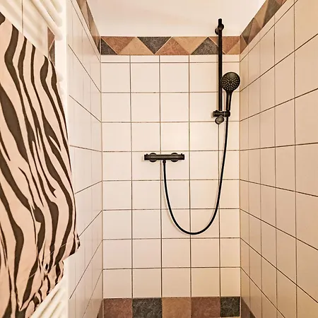 1 By Interhome Apartman *